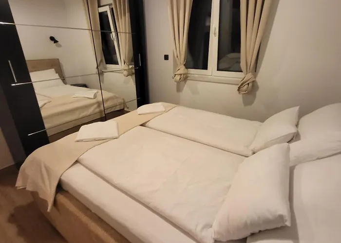 Apartment Dado